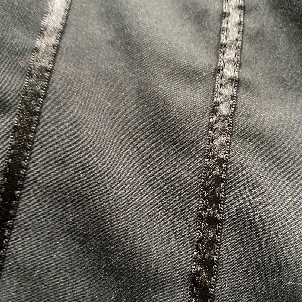 Classic Express Black Strapless Dress - Picture 2 of 4